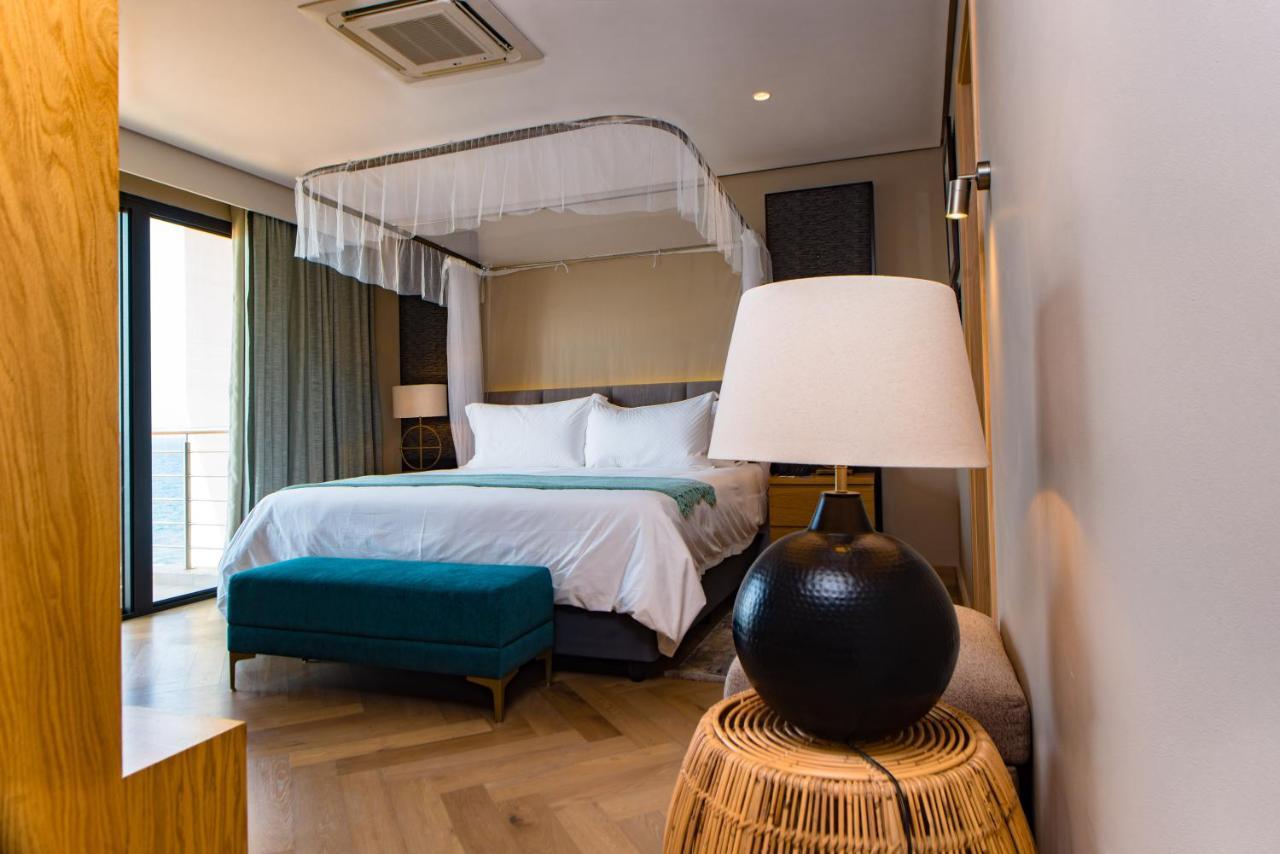 Sunbird Waterfront Hotel Salima Exterior photo